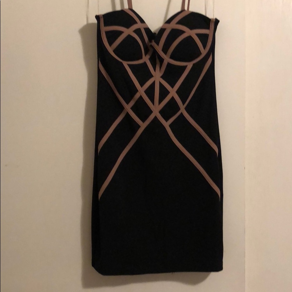 Black bodycon dress